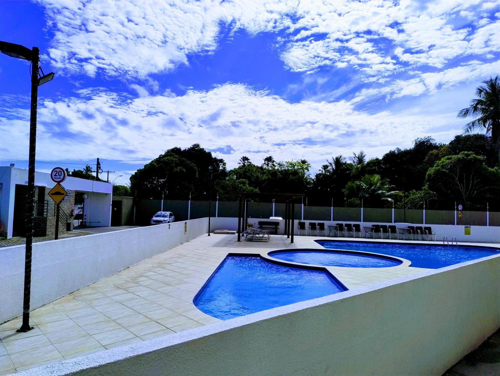 Queen L Ar Cond L Tvs Smart L Wi-Fi L Cozinha Completa L Garagem Maceio  Bagian luar foto